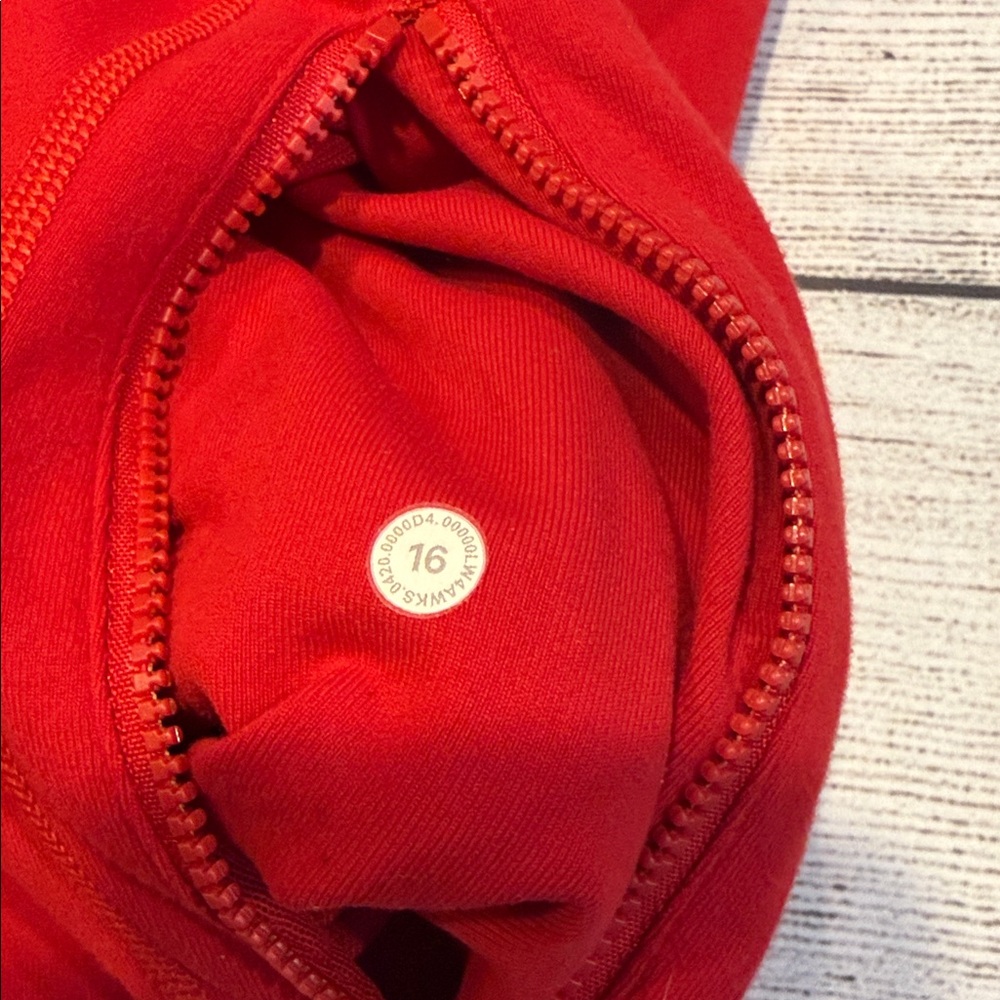 🍋Women’s Lululemon Define Jacket ❤️RARE❤️Size 16 Dark Red W4AWKS🍋 - Picture 15 of 16